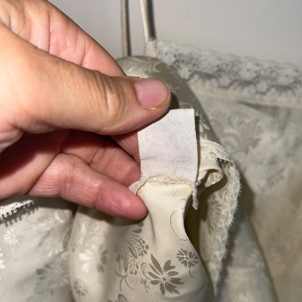 Christian Dior Vintage Womens Top Size Small Cream Camisole Embossed Satin Lace - Picture 5 of 9